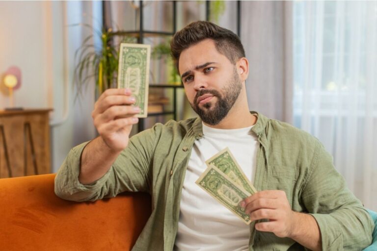 I Make Over $100,000 a Year and Still Feel Broke and Many Americans Admit “I Thought This Income Would Feel Like Freedom but It Doesn’t”