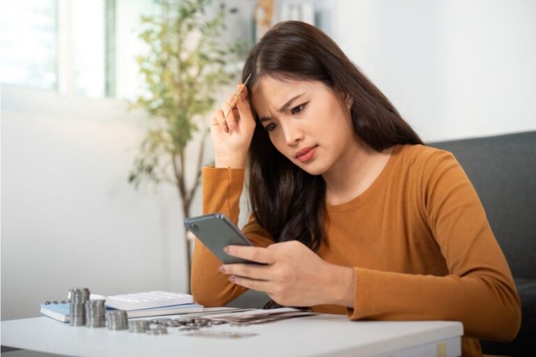 People Looking for Extra Cash Are Ditching Low-Pay Side Hustles and Saying “I Wasted Hours for Almost Nothing”