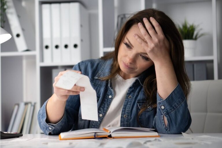 U.S. Consumer Sentiment Just Fell to a 3-Month Low, and Households Say Everything Feels Expensive Again