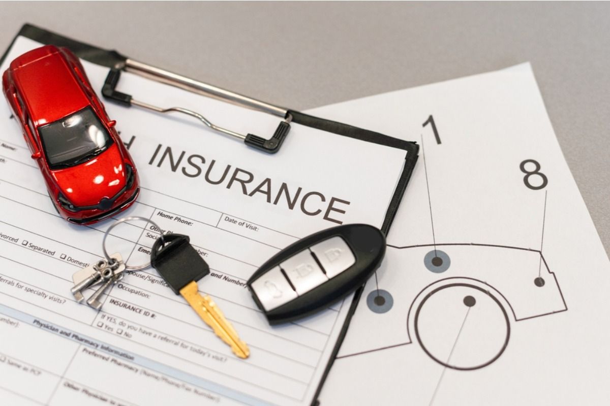 Car Insurance Costs Are Jumping Again in 2026, and Drivers Say “Nothing Changed But the Price Keeps Going Up”