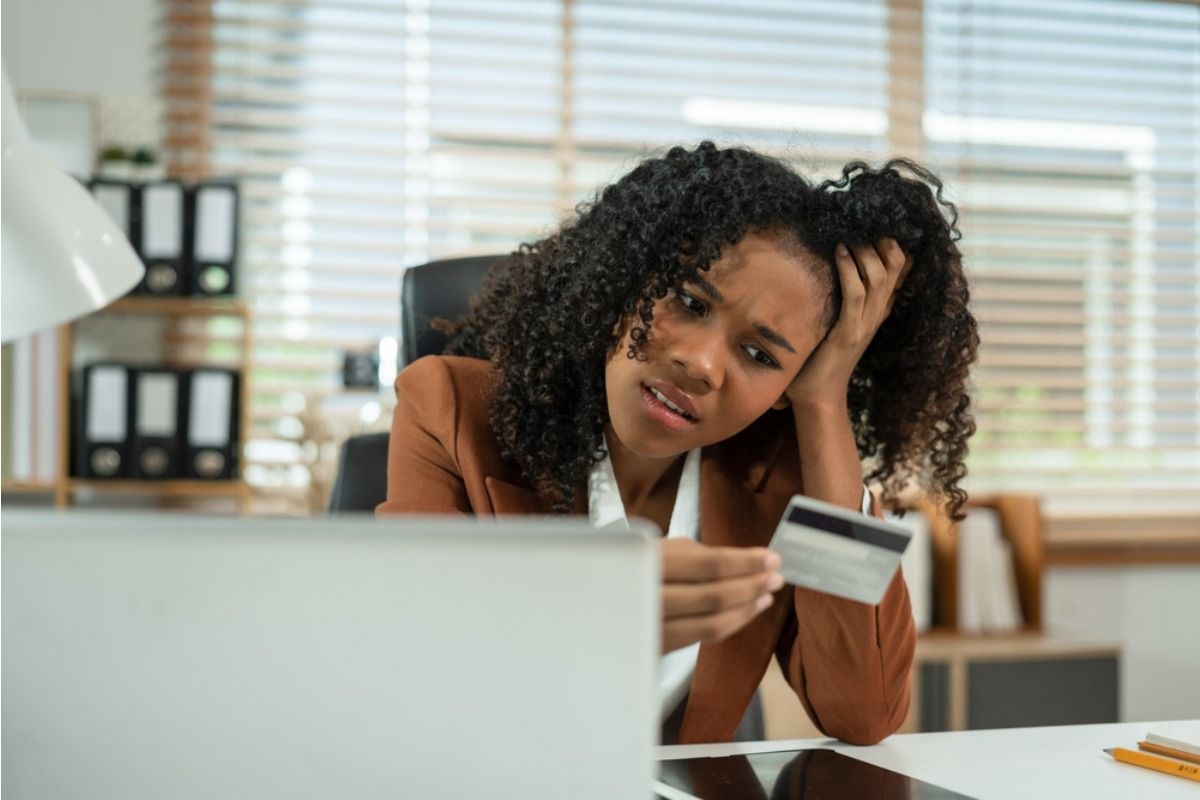 Credit Card Minimum Payments Are Increasing, and Users Say “It Feels Impossible to Catch Up”