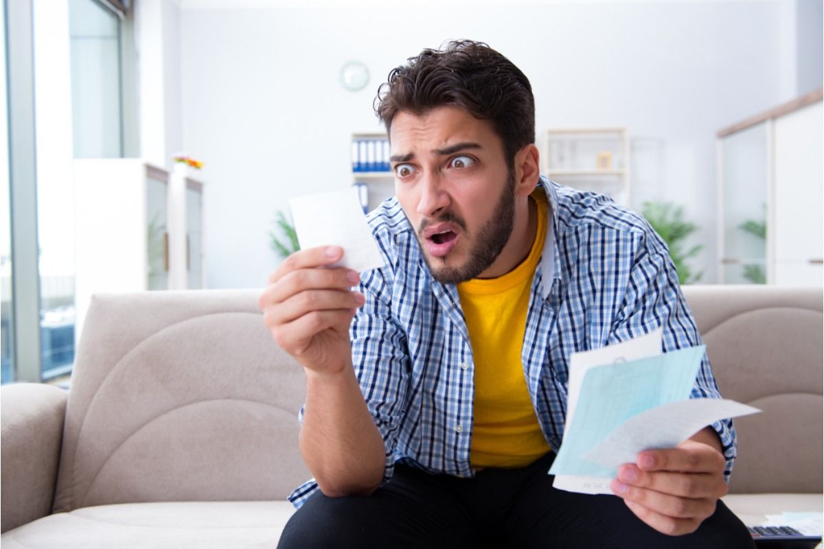 Internet and Phone Bills Keep Increasing Quietly, and Customers Say “The Price Changes Without Any Real Upgrade”
