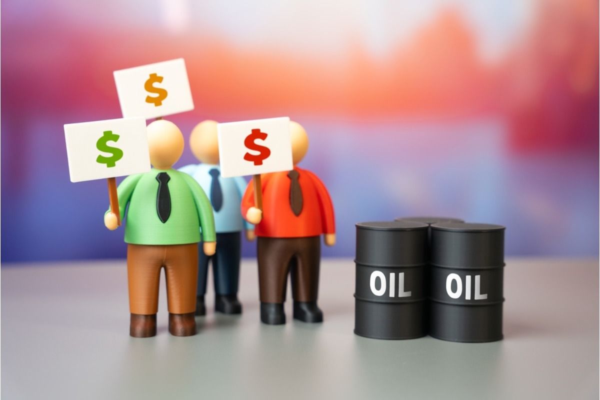 Oil Prices Are Reacting to the US–Iran–Israel Tension and Economists Warn “Every Barrel Spike Hits Global Inflation Immediately”