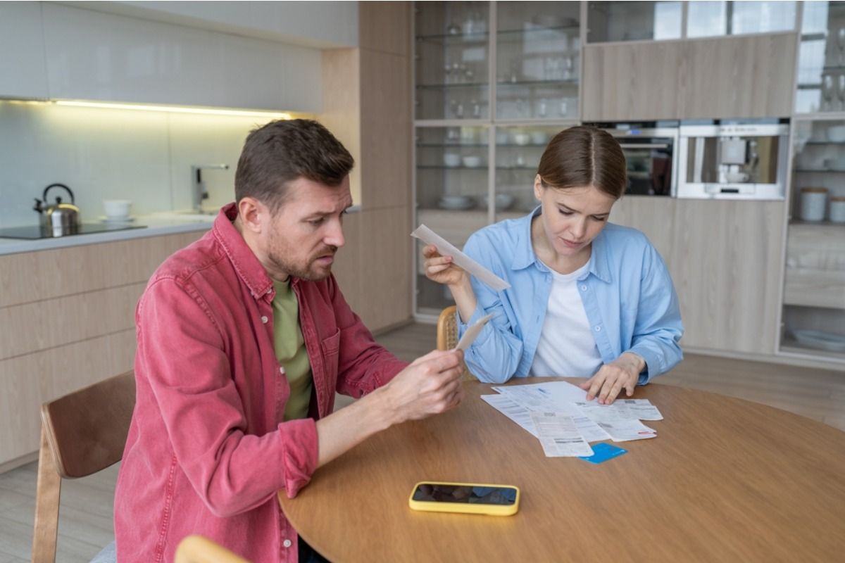 Why Even “Comfortable” Incomes Are Failing to Cover Rising Household Costs