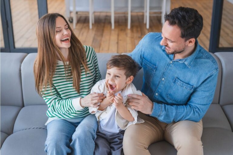 A Family Stopped Celebrating Expensive Holidays and Says “We Enjoy Them More Without the Pressure”