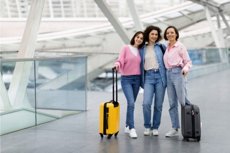 A Group of Friends Stopped Planning Expensive Trips and Says “We Still Stay Connected Without Spending Much”