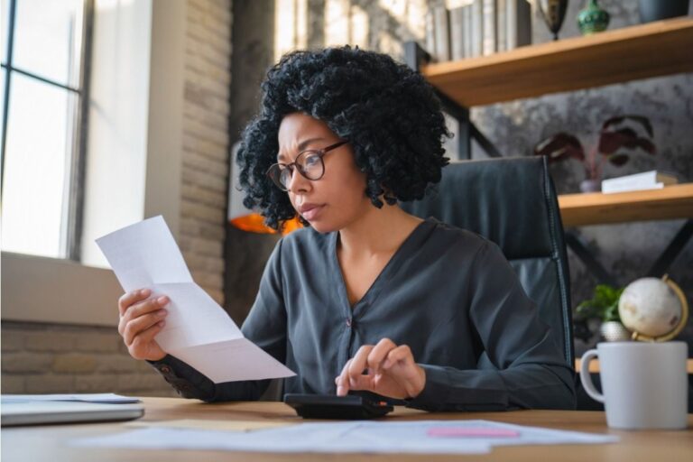 A Woman Paused All Non-Essential Spending for 45 Days and Says “I Started Questioning Every Habit”