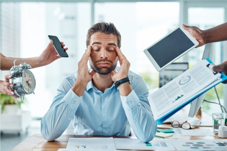 A Young Professional Left a Competitive Industry and Says “The Burnout Wasn’t Worth the Status”