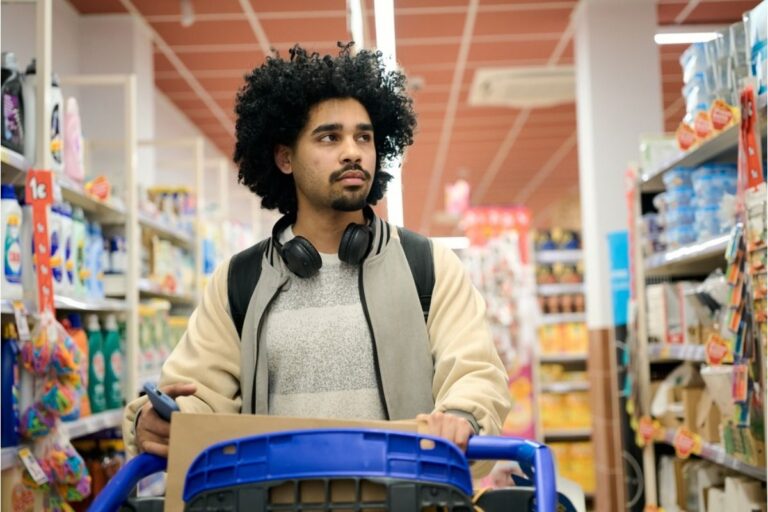 Self-Checkout Systems Are Expanding Across Stores and Customers Say We’re Doing the Work but Paying the Same Prices