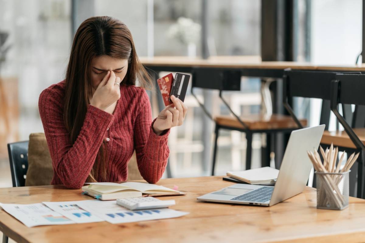 Americans Are Cutting Groceries and Nights Out to Escape Debt, but 22.15% Credit Card Rates Can Keep Them Stuck