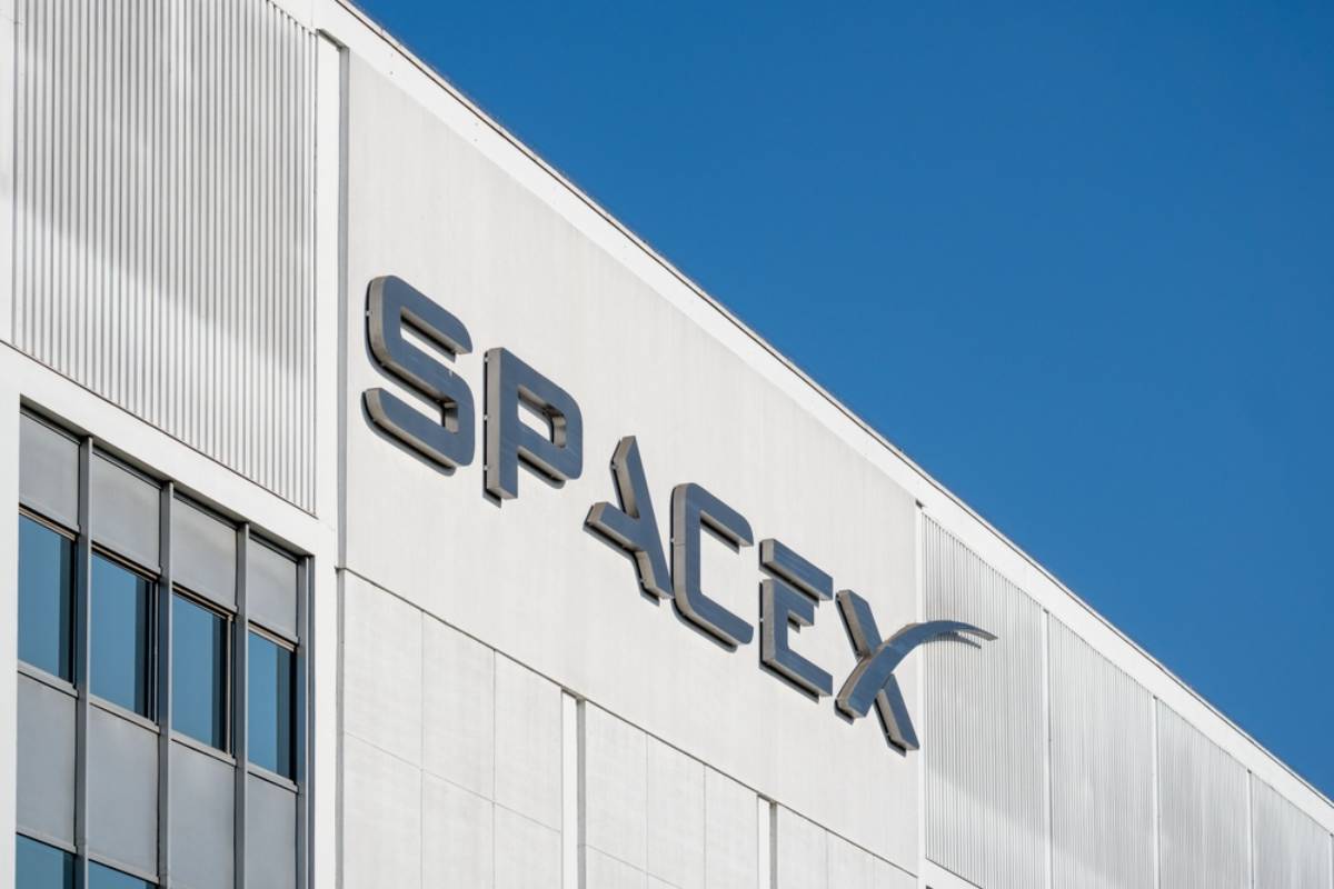 Elon Musk Says SpaceX and Tesla Could Be Better Together, but a Trillion-Dollar Merger Faces a Shareholder Test He Cannot Control