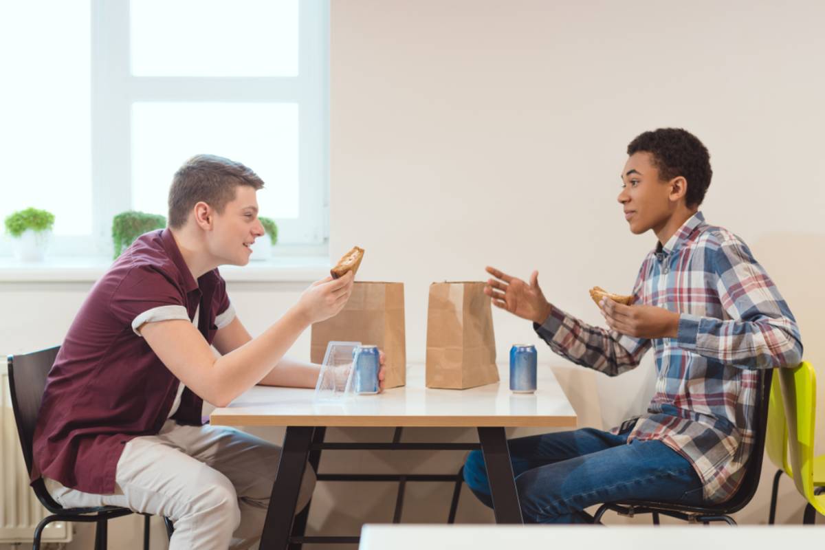 Two High Schoolers Turned Lunchroom Stock Talks Into a Newsletter With 56,000+ Subscribers, and Wall Street Is Paying Attention