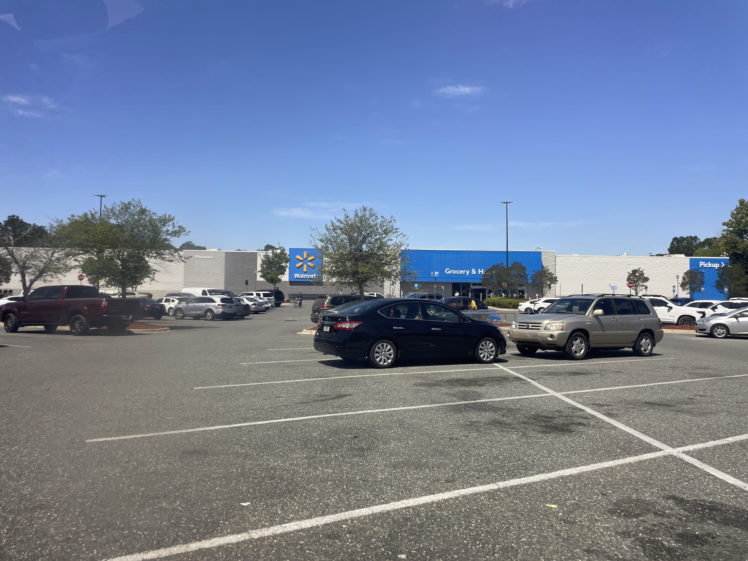 Front entrance of a Walmart Supercenter in Quincy, Florida